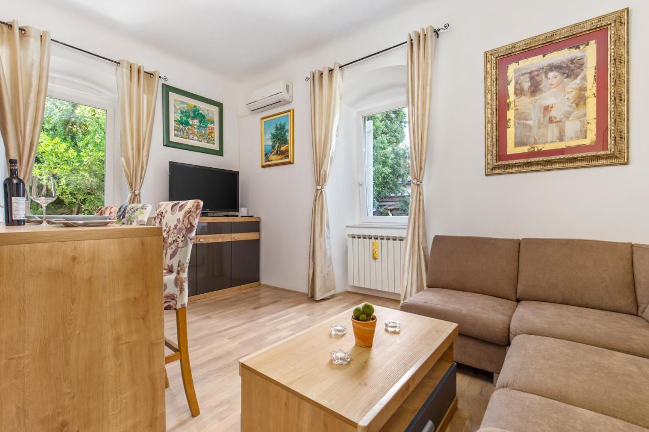 Apartament Carolina